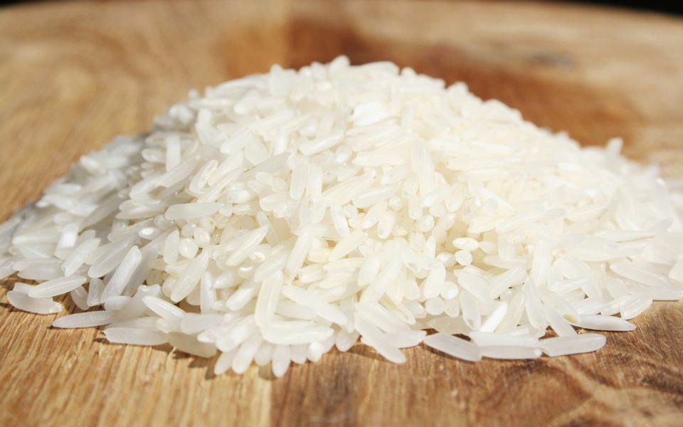 Long grain Indian rice supplied in bulk for export